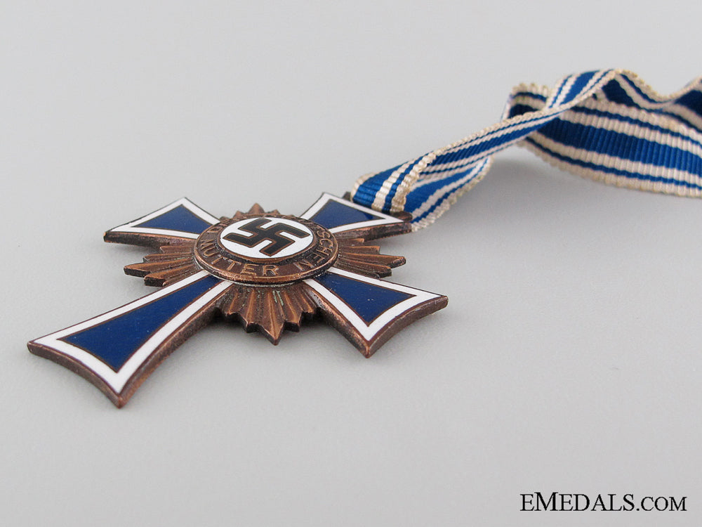 mother's_cross;_bronze_grade_img_04.jpg533584c10464a