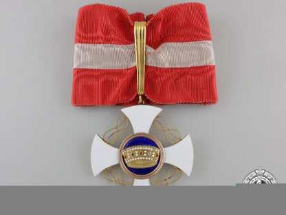 an_order_of_the_crown_of_italy_in_gold;_commander_with_case_img_04.jpg55cf803d39b53