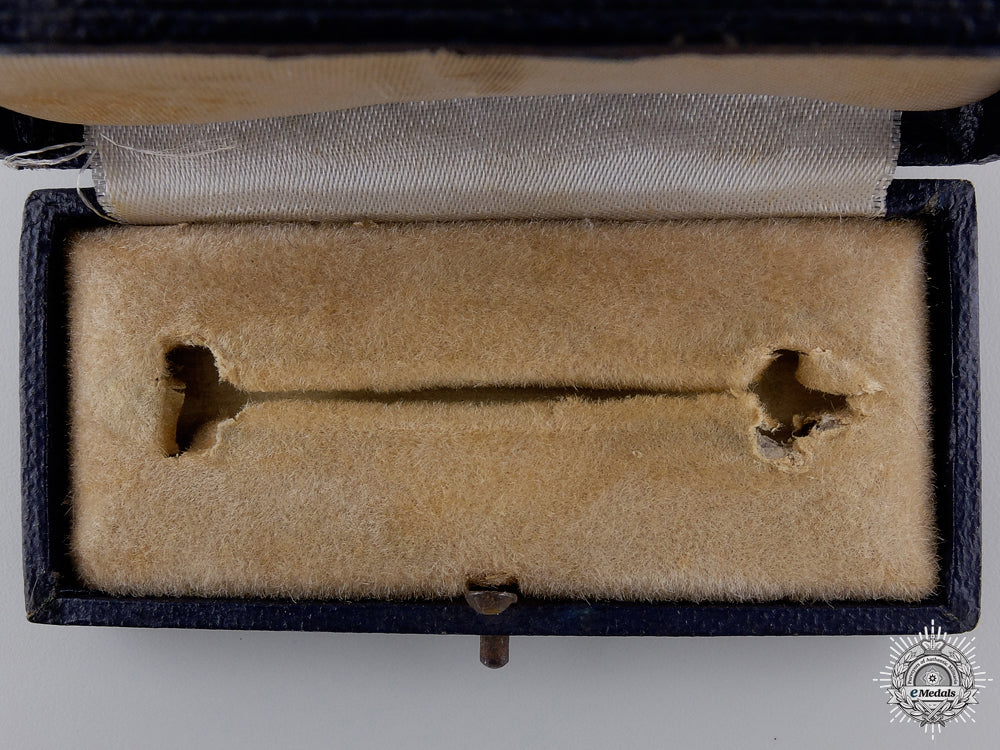a_case_for_the_bomber_squadron_clasp;_bronze_grade_img_04.jpg54d51d586567a