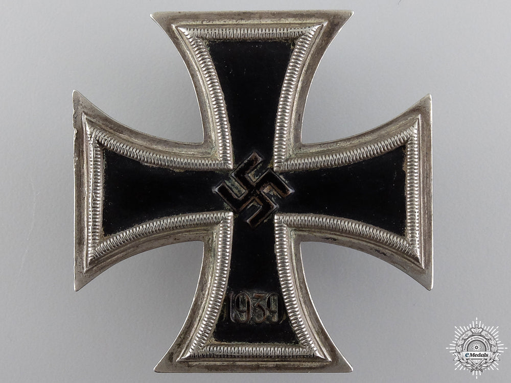 an_early_iron_cross_first_class1939;_schinkel_version_img_04.jpg549451ca485d3