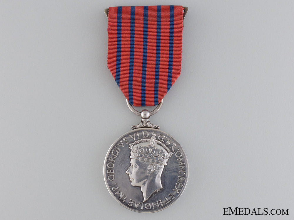 the_george_medal_for1944_burton-_on-_trent_raf_depot_explosion_img_04.jpg546124702edfa