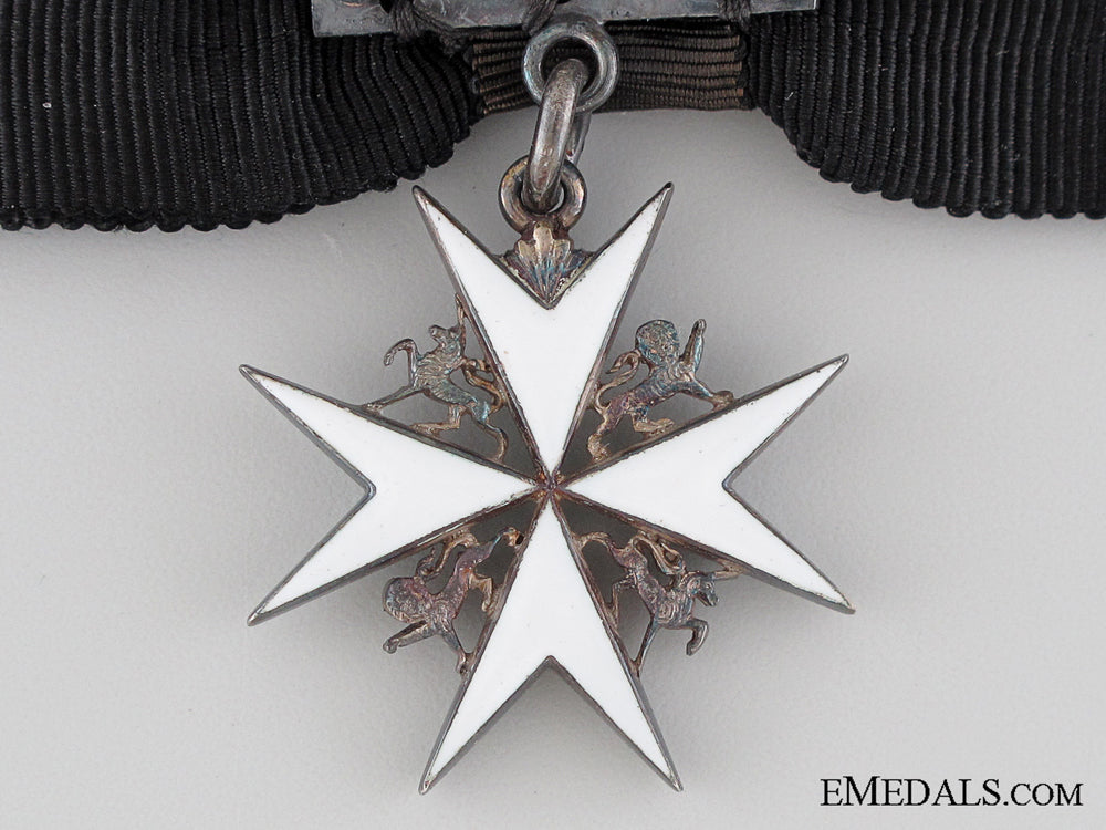 order_of_st._john_for_serving_sister_img_04.jpg52efbfd785849