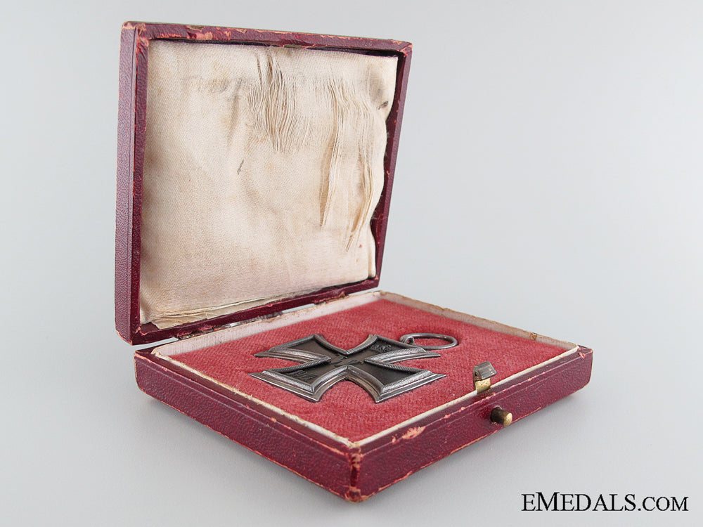 a_cased_iron_cross2_nd_class1914_img_04.jpg532c45e648afa