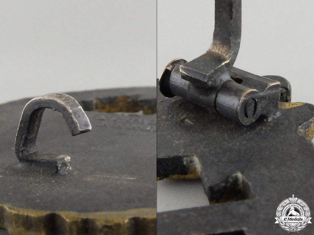 a_coastal_artillery_badge_by_schwerin_of_berlin_img_04.jpg558d8f2f34689