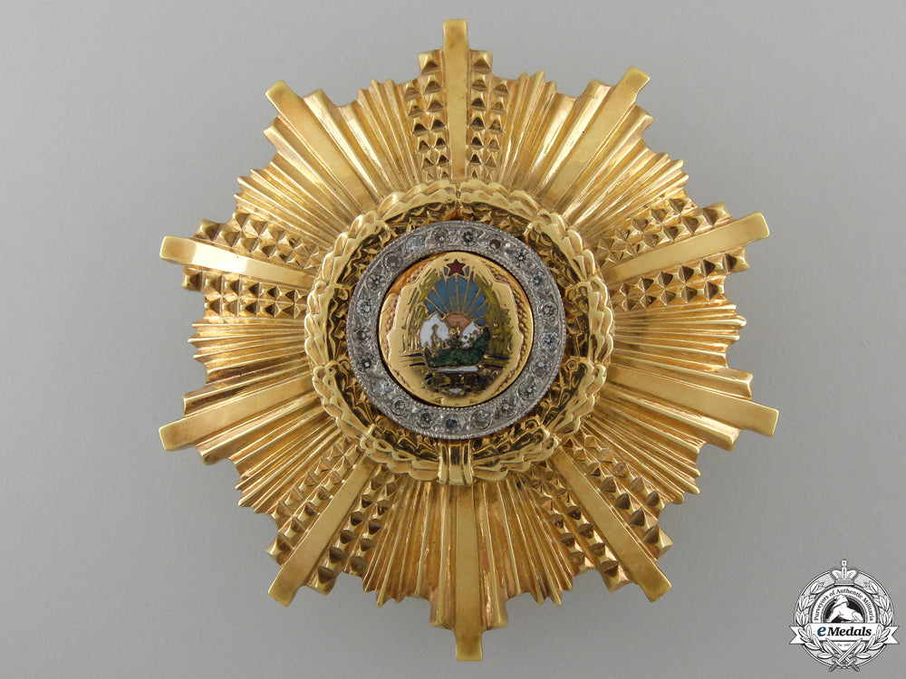 a_romanian_order_of_the23_of_august_in_gold&_diamonds_img_04.jpg55c8c0236a003