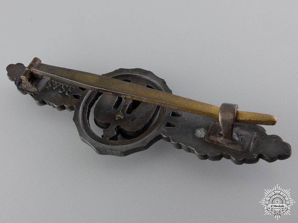 a_bronze_grade_squadron_clasp_for_fighter_pilots_by_richard_simm_img_04.jpg5487328ae34e7