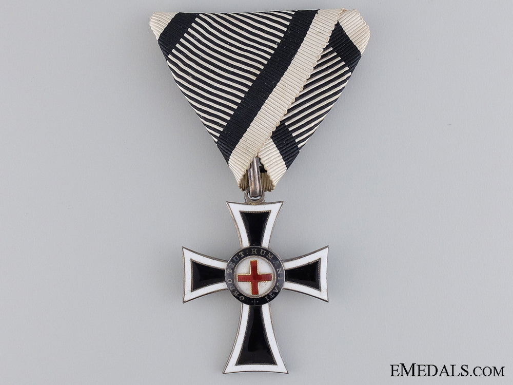 an_austrian_marian_cross_of_the_german_knight_order,_cased_img_04.jpg54480083b2b65