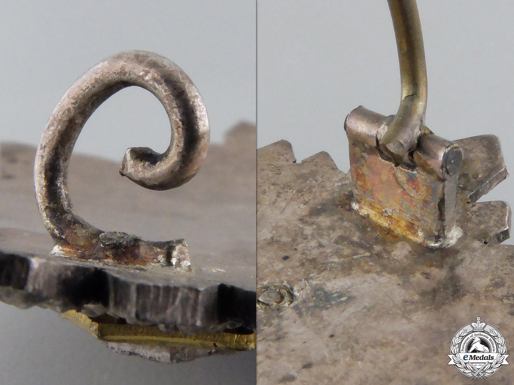 a_spanish_war_cross;_breast_star_img_04.jpg55a53665d6515