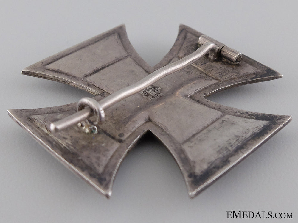 an_iron_cross_first_class1914;_maker_marked_img_04.jpg54428bfc3de69