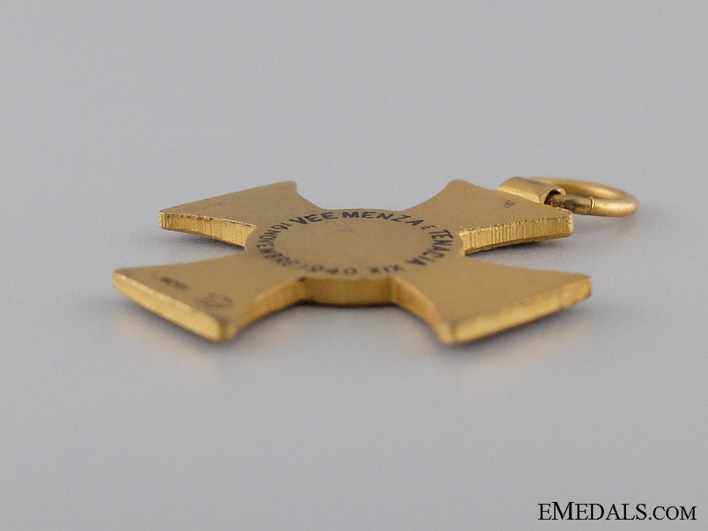 a_miniature_italian11_th_army_cross_img_04.jpg53d697224bc1d