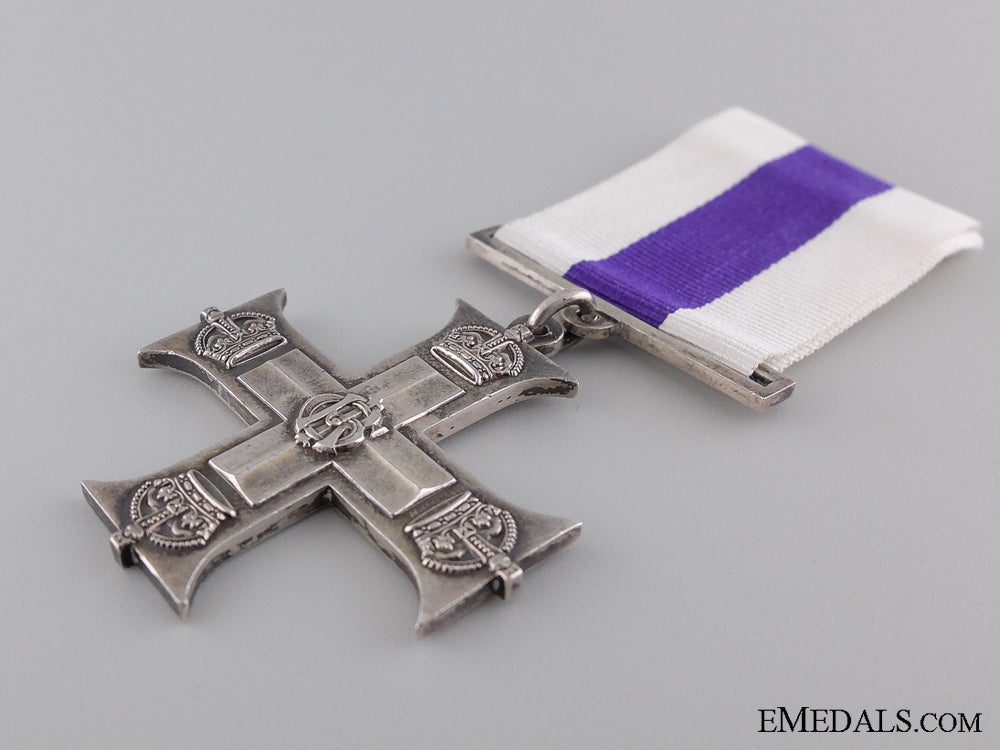 a_first_war_canadian_military_cross_for_the_rescue_of_wounded_officer_img_04.jpg544e582d62301