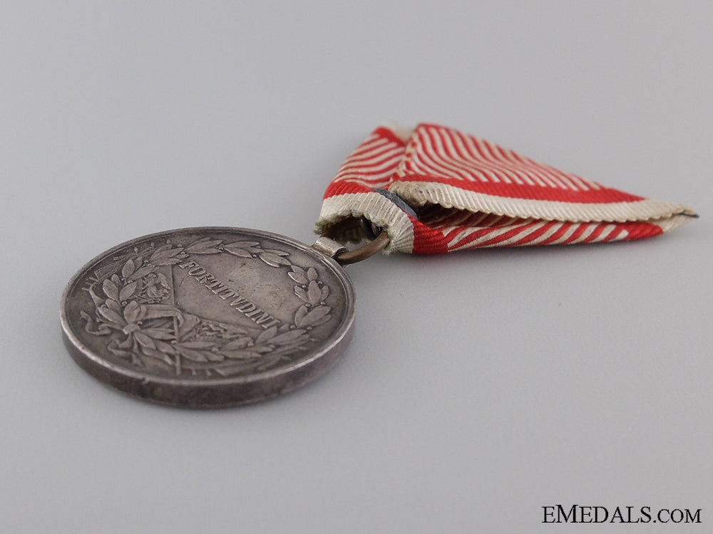 a1917-1918_austrian_bravery_medal;2_nd_class_silver_medal_img_04.jpg542adb30ec8c4