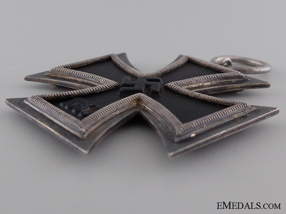a_second_class_iron_cross1939;_oversized_version_img_05.jpg53b704088a7f2