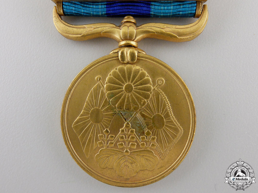 a1904-1905_russo-_japanese_war_medal_with_case_img_05.jpg5550ce75236aa