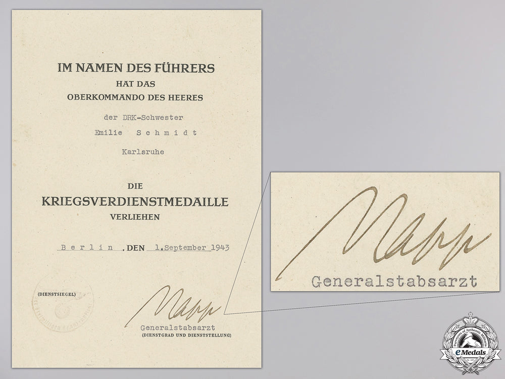 a_german_nursing_sister_award_document&_photo_group_img_05.jpg5592d587673a6