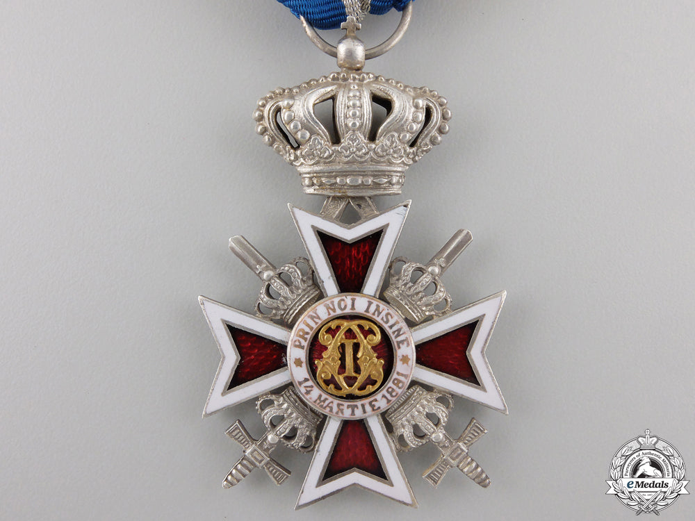 an_order_of_the_crown_of_romania;_military_division_with_swords_img_05.jpg555b73e28deef