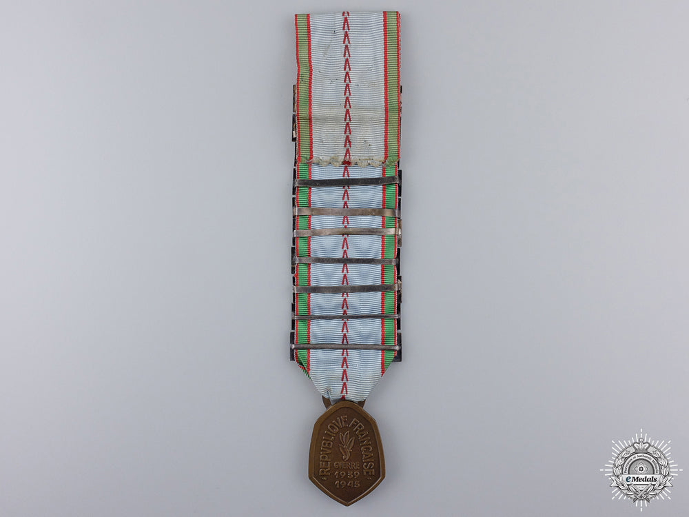 a_wwii_french_commemorative_medal_for_the_african_theatre_war_img_05.jpg54d8e5c9c6400