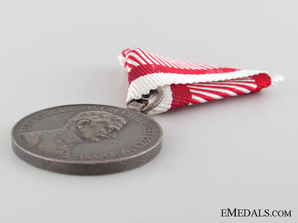 an_austrian_first_war_bravery_medal_img_05.jpg53397b153598f
