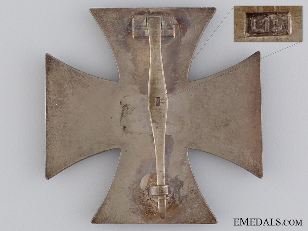 a_cased_iron_cross_first_class1939_by_otto_schickle_img_05.jpg53f6569d2f9f4