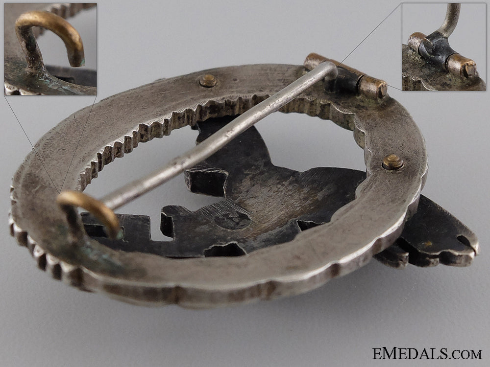 an_early_observers_badge_by_assmann_img_05.jpg5432d58fd13dc