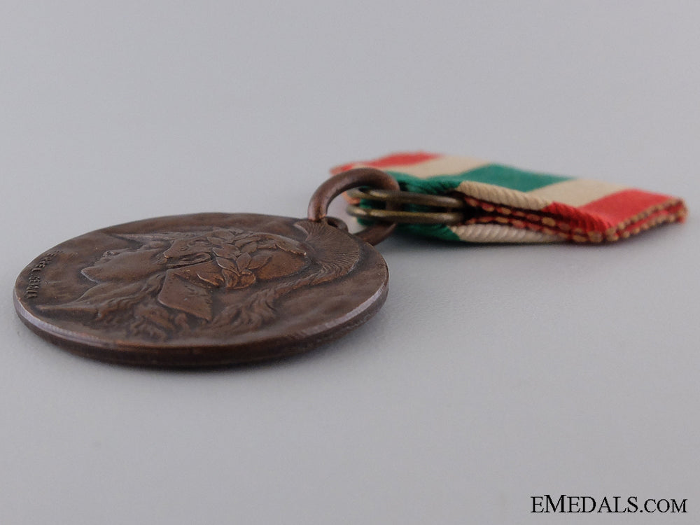 genoa_medal_for_the_liberators_of_trieste_img_05.jpg53c40ddca1bbf