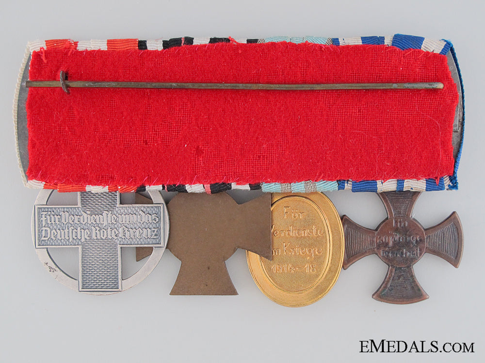 a_bavarian_wwi/_wwii_red_cross_medal_bar_img_05.jpg53076a0d5a931