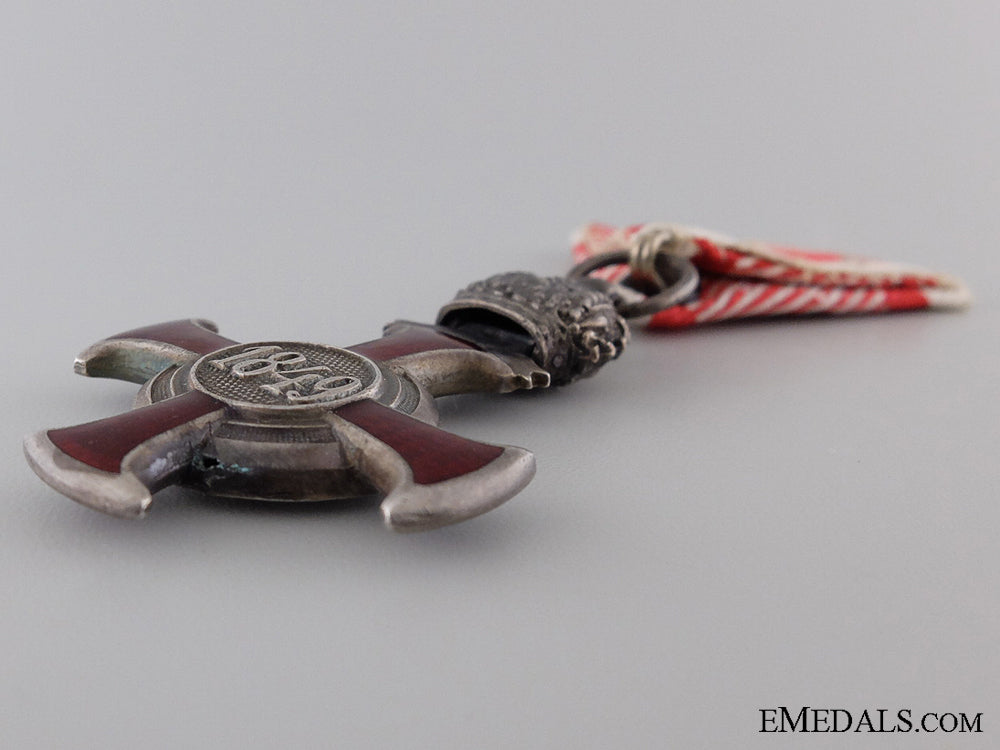 an_austrian_silver_military_merit_cross_with_crown_suspension_img_06.jpg53c68acf02c81