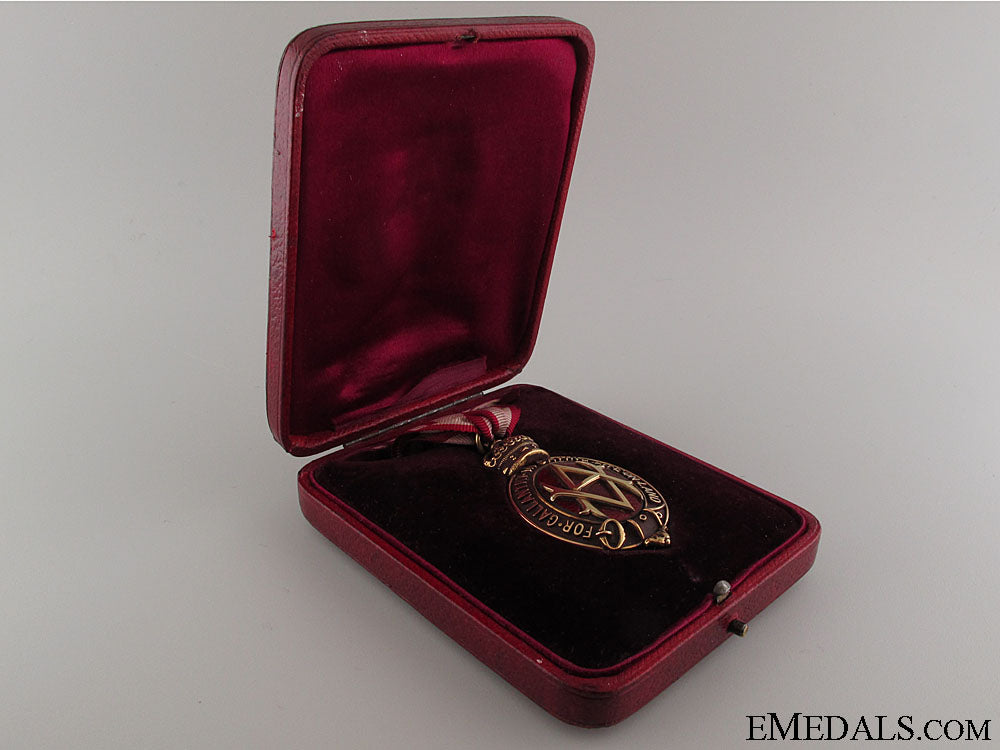 the_albert_medal_in_gold_for_gallantry_img_0788_copy.jpg5252d72a812ec