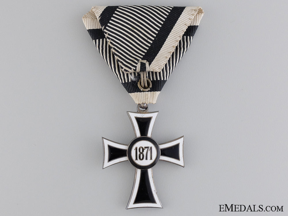an_austrian_marian_cross_of_the_german_knight_order,_cased_img_07.jpg5448008a5d04a