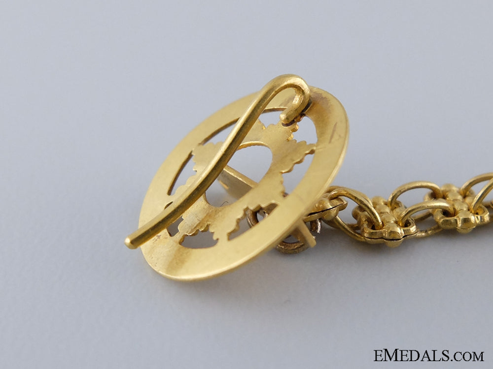 a_fine_franz_joseph&_iron_crown_miniature_pair_in_gold_c.1900_img_07.jpg53a088ae2848f