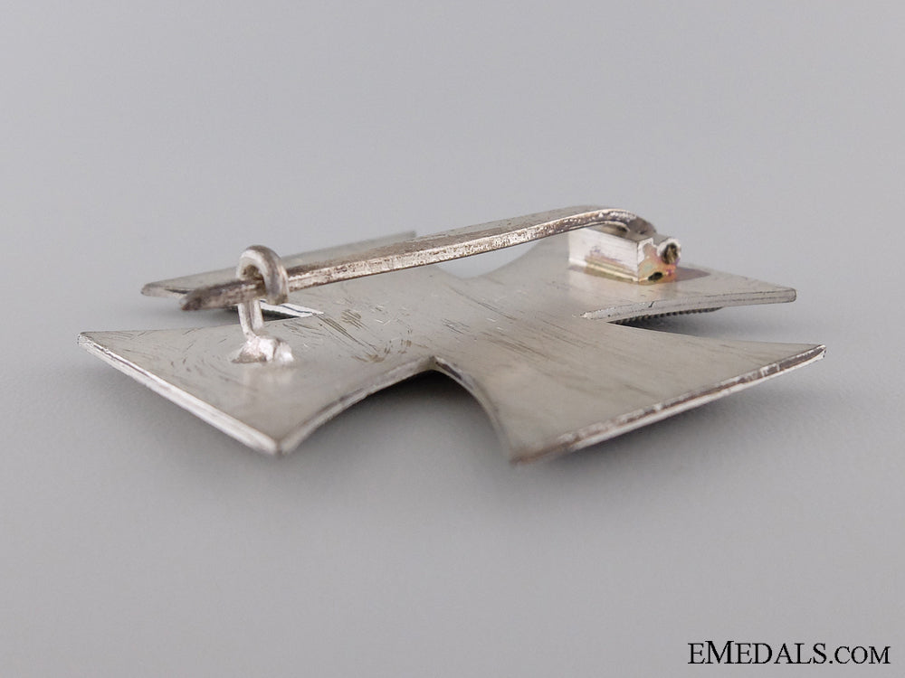 1914_first_class_iron_cross_with_case_of_issue_img_07.jpg53e6203772cf6