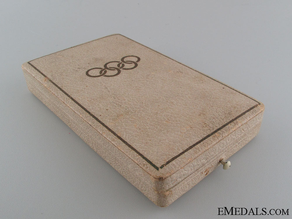 1936_berlin_summer_olympic_games_medal_cased_img_0855_copy.jpg5252df04c7c7d