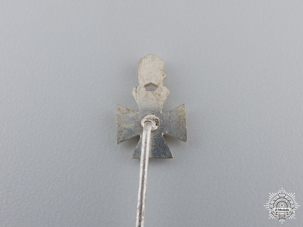 a1957_knight's_cross_of_the_iron_cross_with_swords_and_oak_leaves_img_08.jpg54f73d7f0fd58