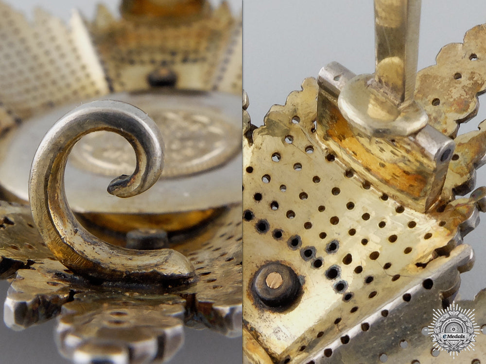 bavaria,_kingdom._an_order_of_st._hubert,_knight_grand_cross,_by_gebr._hemmerle,_munchen,_c.1890_img_08.jpg550994b8ba9cc_1_1