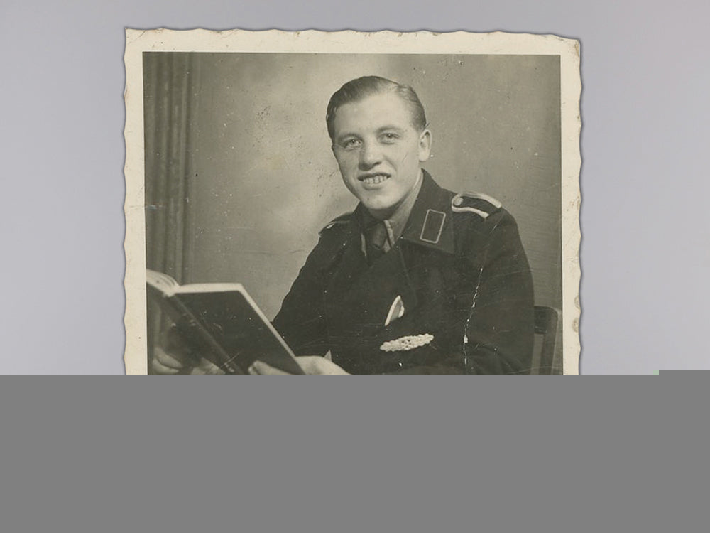 a_gold_grade_close_combat_clasp&_document_to_the3_rd_panzer_regiment_img_09.jpg5543dffaace39