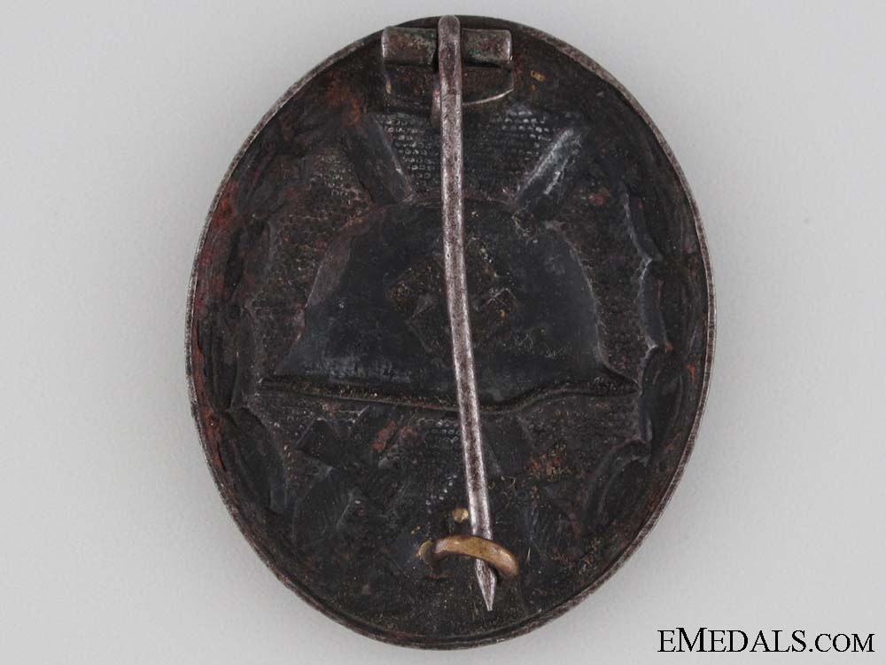 wound_badge-_black_grade_img_1194_copy