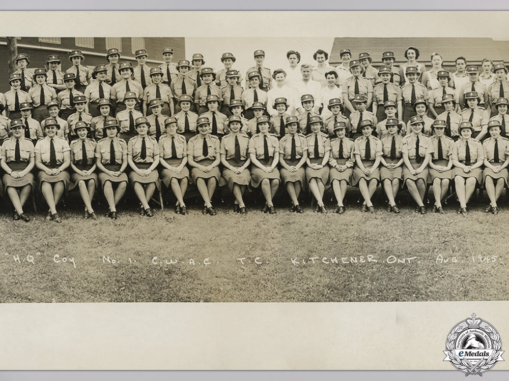 a_british_empire_group_to_the_canadian_women's_army_corps_img_11.jpg559145f124b84