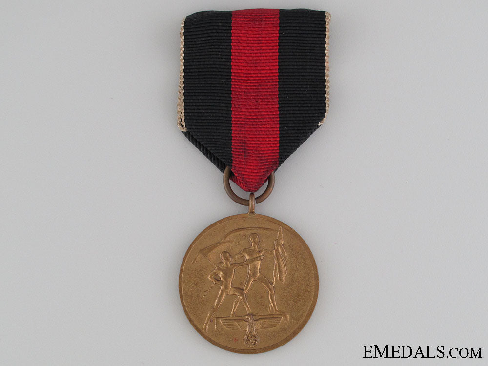 medal_to_commemorate1_october1938,_boxed_img_1393_copy