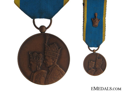 coronation_medal1967_with_miniature_img_3673_copy