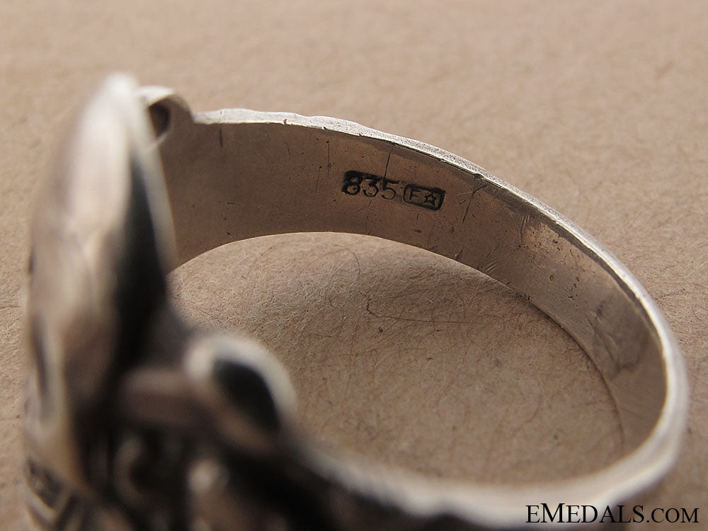 silver_ss_ring_in_case_img_4890_copy