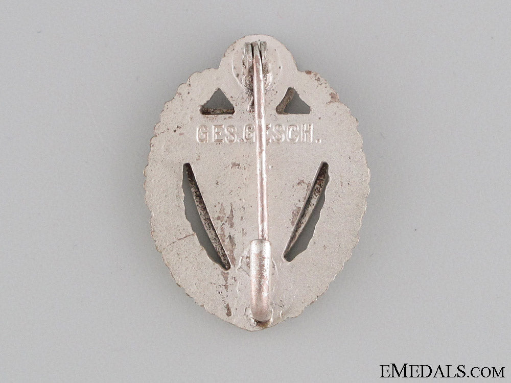 25_year_veteran_membership_badge_img_4949_copy.jpg52838ddc9a01f