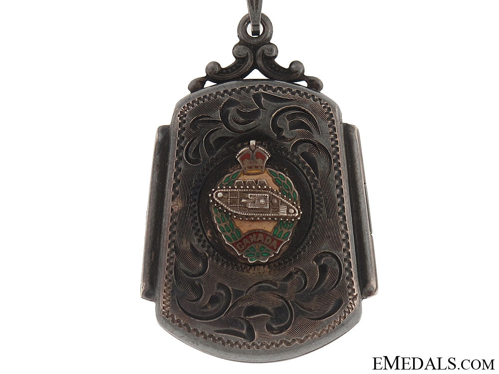 wwii_canadian_armoured_corps_locket_img_5995_copy