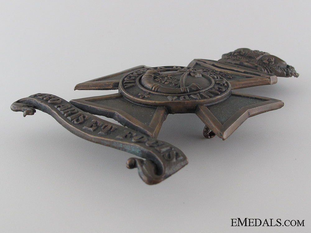 victoria_rifles_of_canada_helmet_plate_img_6254