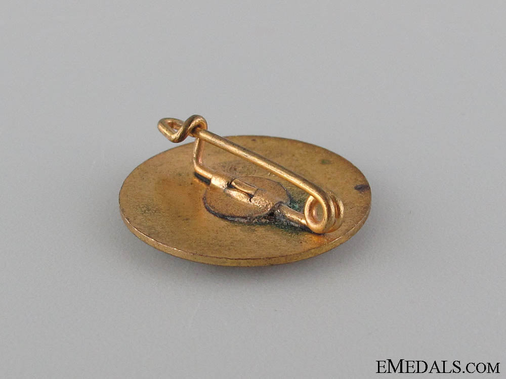 students_federation"_kampfhilfe"_aid_badge_img_6912_copy