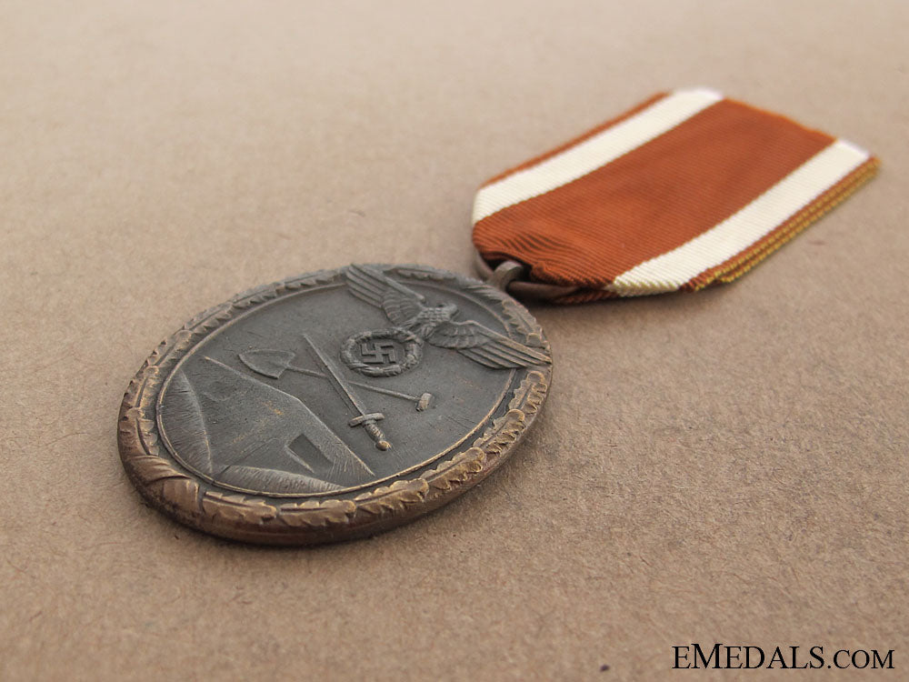 west_wall_medal_img_8933_copy