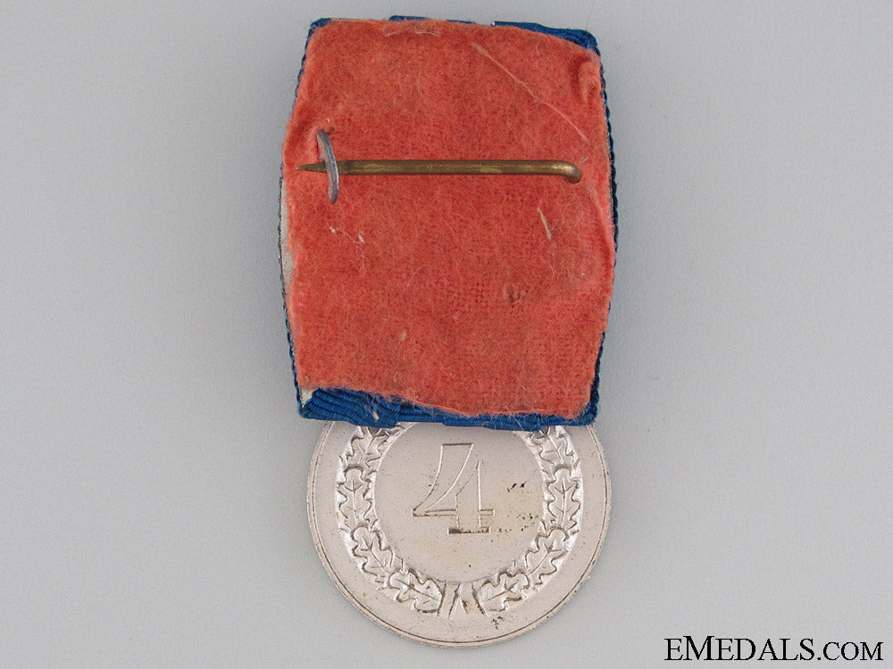 wehrmacht_long_service_medal-_four_years_img_9330_copy.jpg52a9ce85883f3