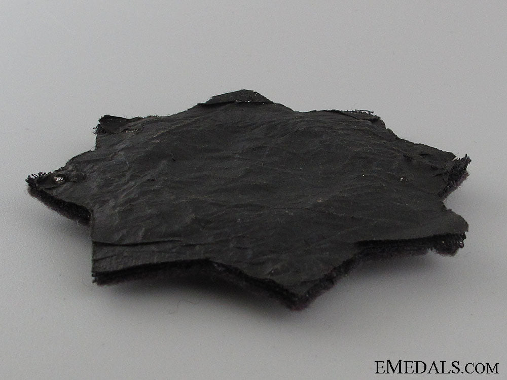 a_luftwaffe_issue_german_cross_in_gold_img_9363_copy