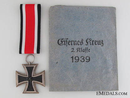 iron_cross2_nd_class1939_with_packet_of_issue_iron_cross_2nd_c_52fa7c0275eba