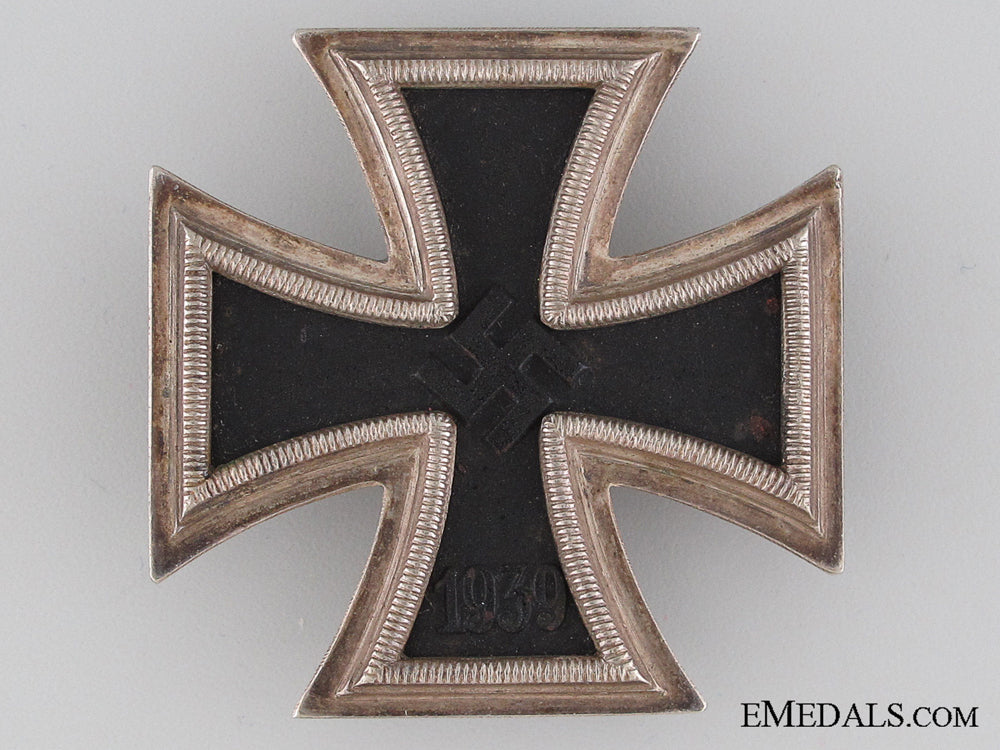 iron_cross_first_class1939_by_deschler_iron_cross_first_52e3c9911970a
