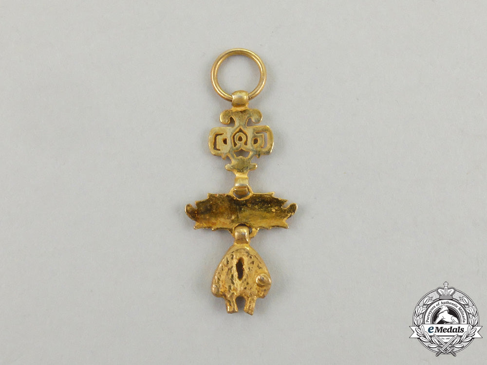 a_miniature_austrian_order_of_the_golden_fleece_in_gold_j_002_2